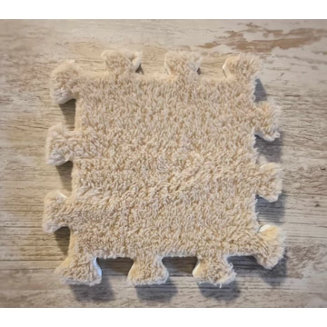 Bézs színű pixel puzzleszőnyeg darab (15 x 15 cm)